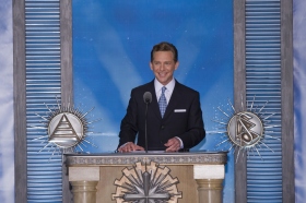 O Sr. David Miscavige, Presidente do Conselho do Religious Technology Center e líder eclesiástico da religião de Scientology, presidiu à dedicação da nova Igreja de Scientology e Centro de Celebridades de Las Vegas.