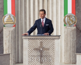 O Sr. David Miscavige, Presidente do Conselho do Religious Technology Center e líder eclesiástico da religião de Scientology, presidiu a dedicação da nova Igreja de Scientology de Roma.